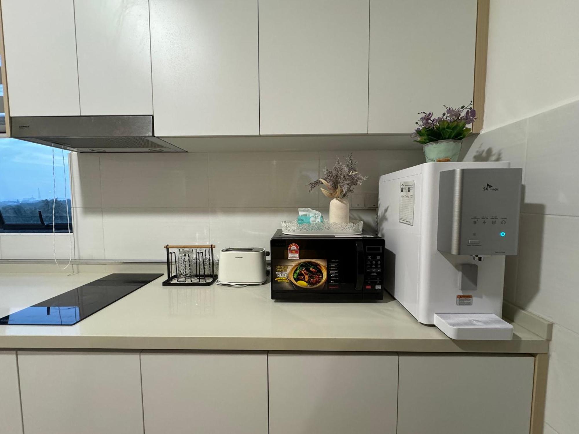 2Br Apartment - Beachfront - Corner Unit - Netflix - Unifi 300Mbps - Mutiara Melaka Pantai Puteri Dış mekan fotoğraf